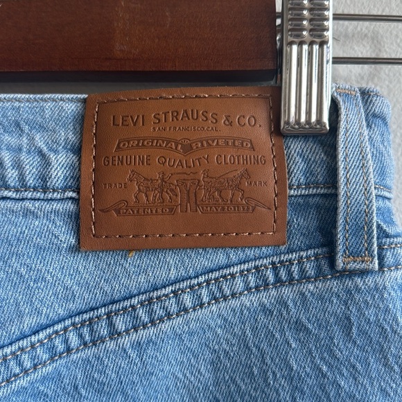 Levi’s 70s High Slim Straight Jeans - Picture 10 of 12